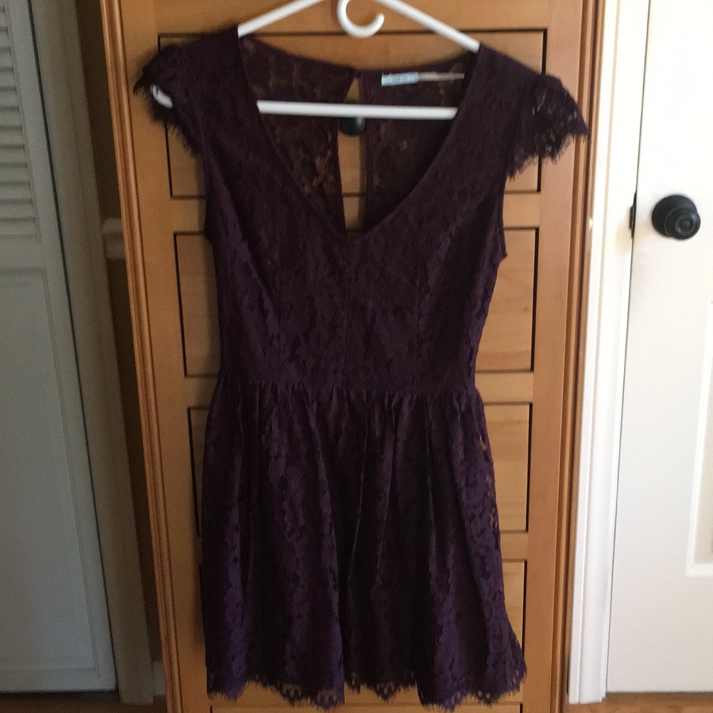 Burgundy lace dress size small